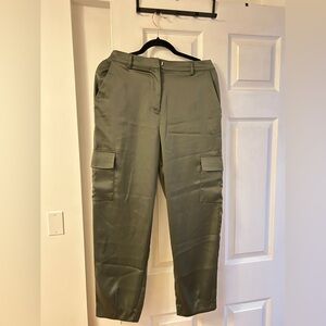 Nicole Miller Sage Green satin Trousers

Like new